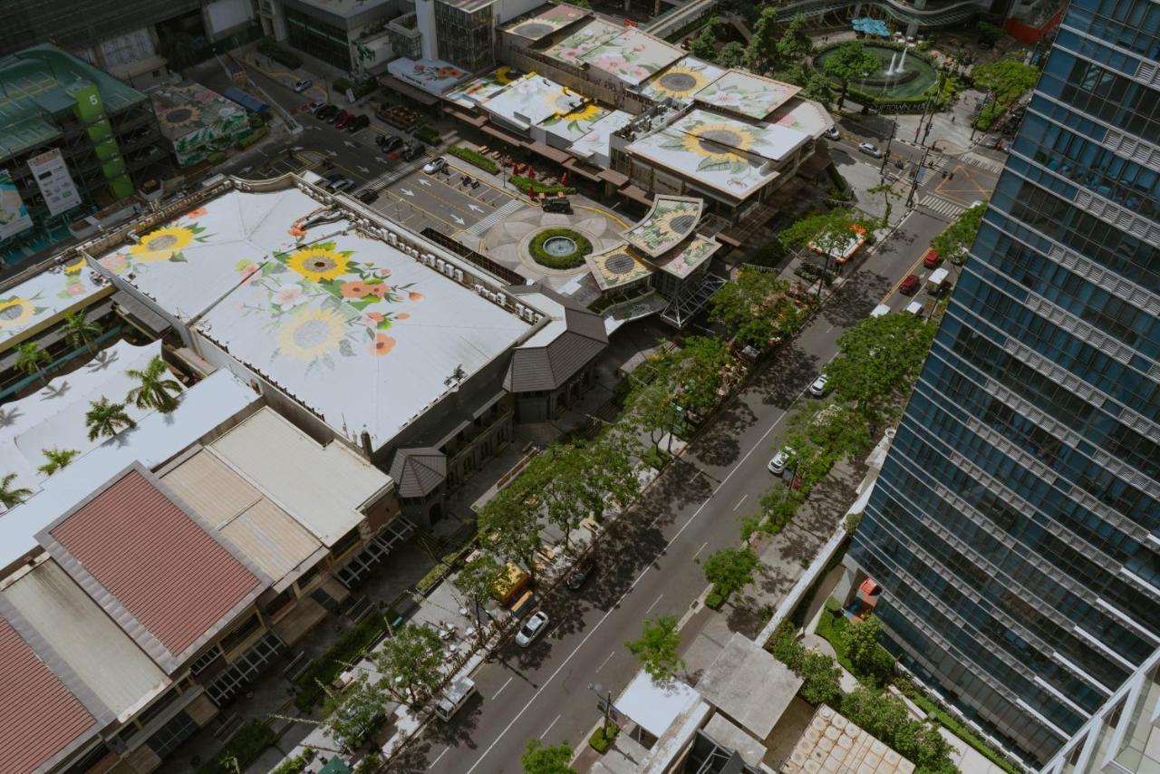 Uptown Parksuites Apartments Tower 2 Bgc By Ph Staycation Manille Extérieur photo