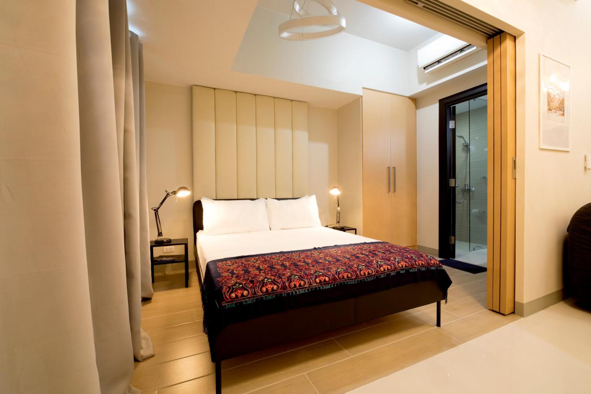 Uptown Parksuites Apartments Tower 2 Bgc By Ph Staycation Manille Extérieur photo