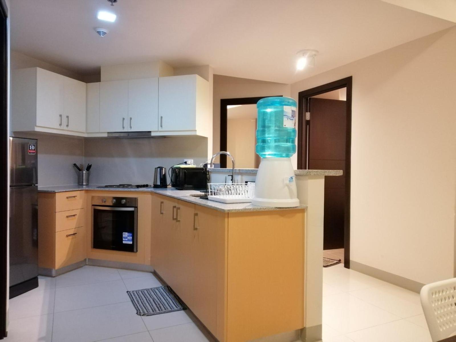 Uptown Parksuites Apartments Tower 2 Bgc By Ph Staycation Manille Extérieur photo