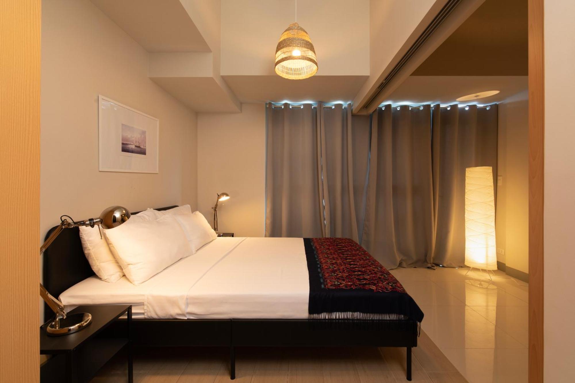 Uptown Parksuites Apartments Tower 2 Bgc By Ph Staycation Manille Extérieur photo