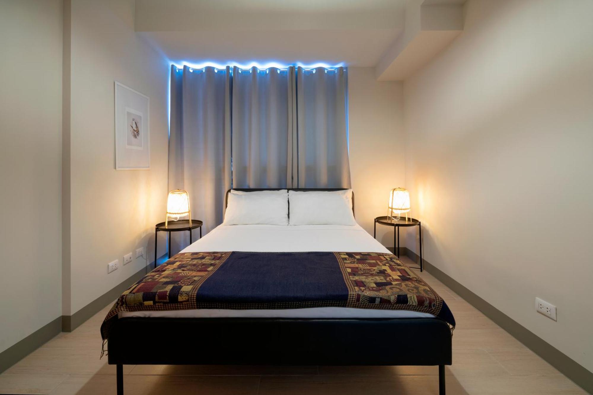 Uptown Parksuites Apartments Tower 2 Bgc By Ph Staycation Manille Extérieur photo