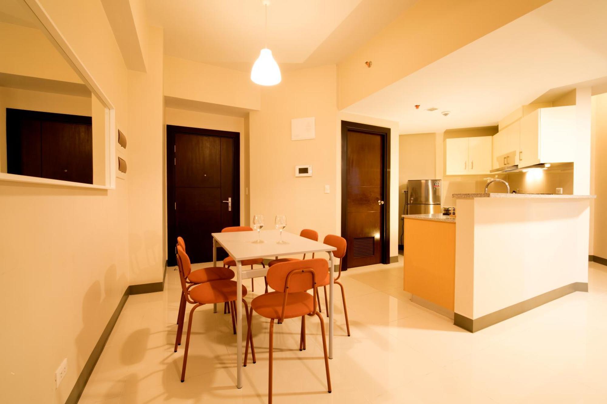 Uptown Parksuites Apartments Tower 2 Bgc By Ph Staycation Manille Extérieur photo
