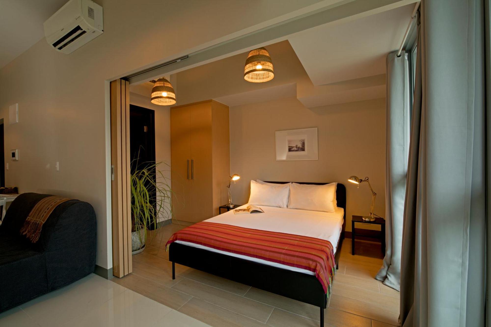 Uptown Parksuites Apartments Tower 2 Bgc By Ph Staycation Manille Extérieur photo