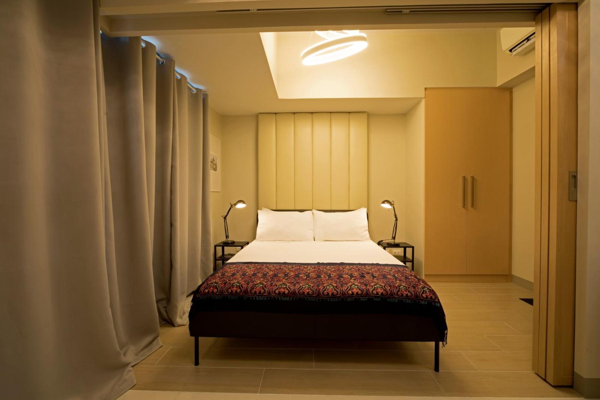 Uptown Parksuites Apartments Tower 2 Bgc By Ph Staycation Manille Extérieur photo